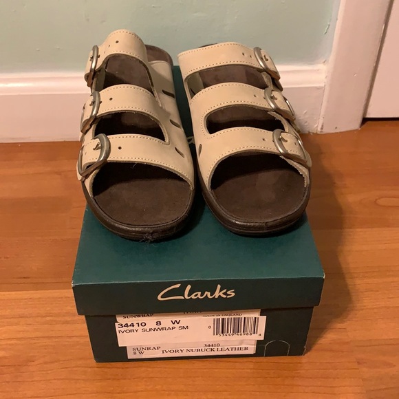 clarks 3 strap sandal